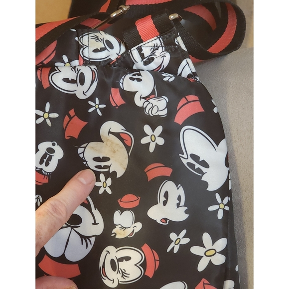 🦋 Disney Mickey Mouse Backpack Black, Red & White - Picture 11 of 14